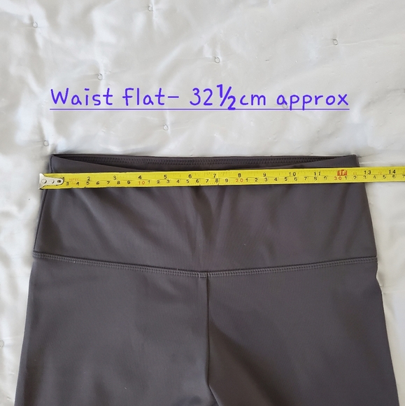 Black Bow Soft Mid Rise Leggings in charcoal - Size M- Smaller fit - Picture 13 of 16